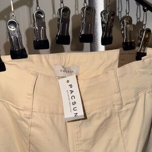 NWT PacSun Flared jeans size 27